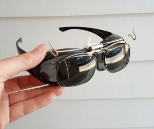 solar_viewing_glasses